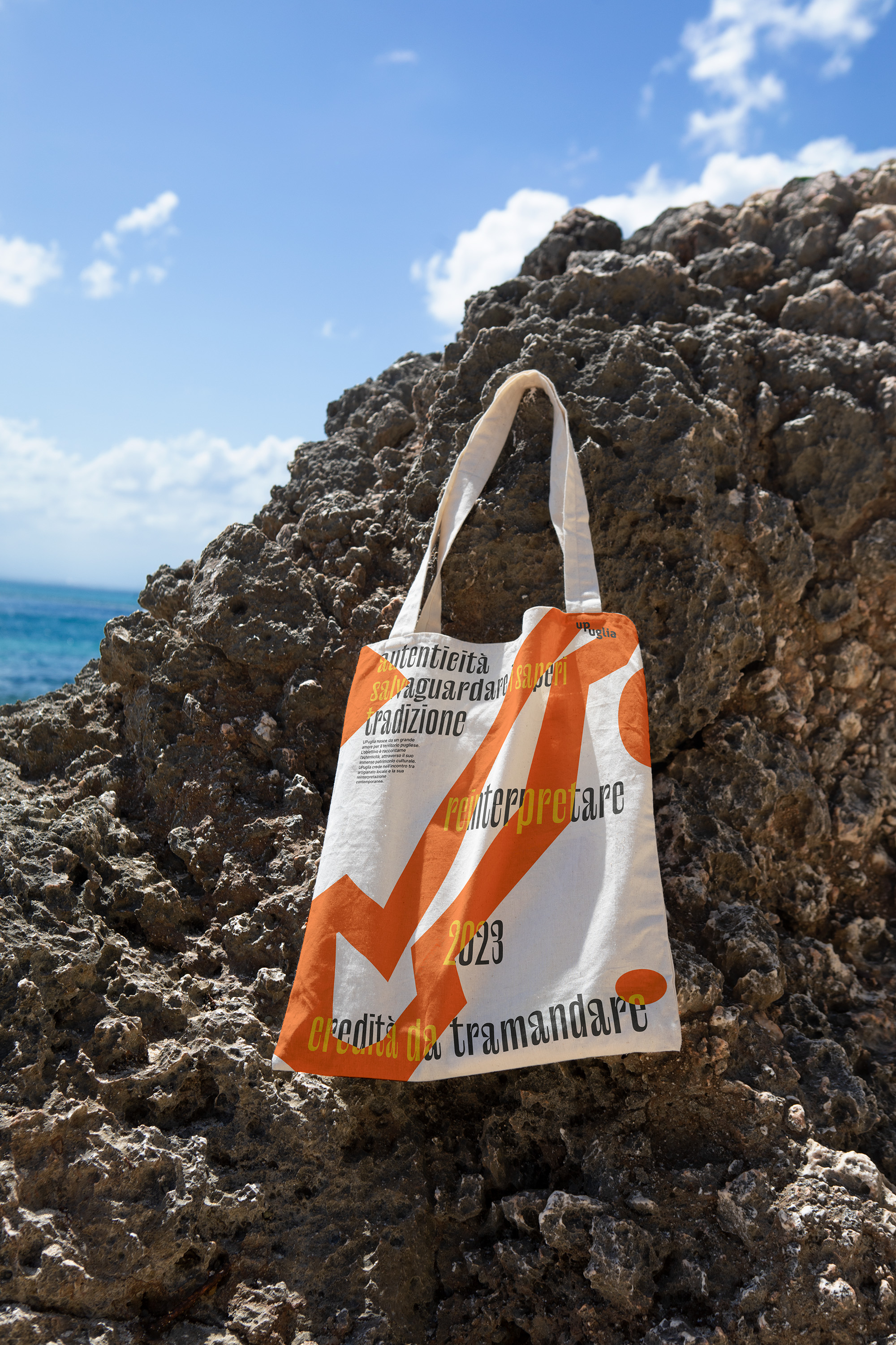 Mannè — Upuglia tote bag mockup